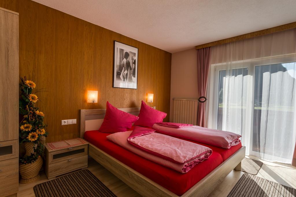 Biancas Ferienwohnung Im Haus Roswitha Tumpen Exterior foto
