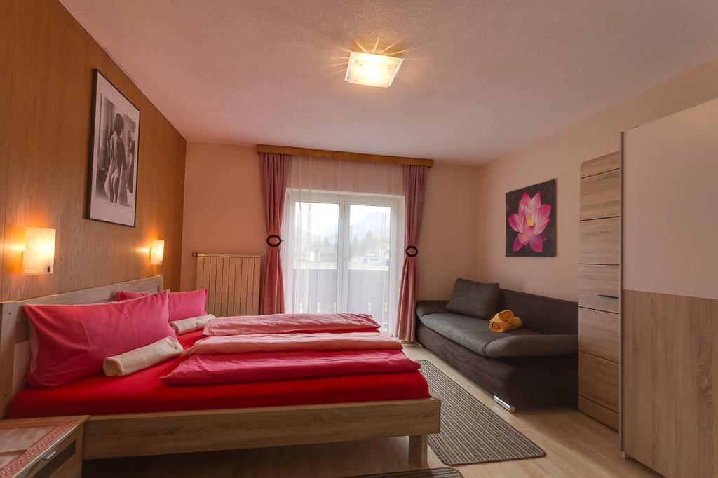 Biancas Ferienwohnung Im Haus Roswitha Tumpen Exterior foto