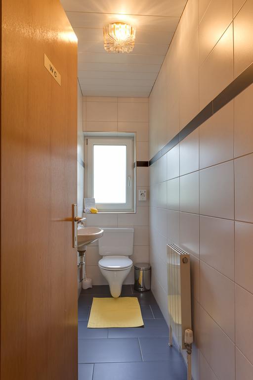 Biancas Ferienwohnung Im Haus Roswitha Tumpen Exterior foto